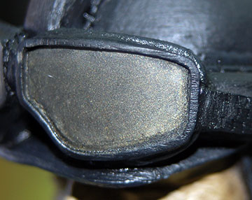 A black wash is used to darken the inside edge of the goggles and remove some of the shimmer.